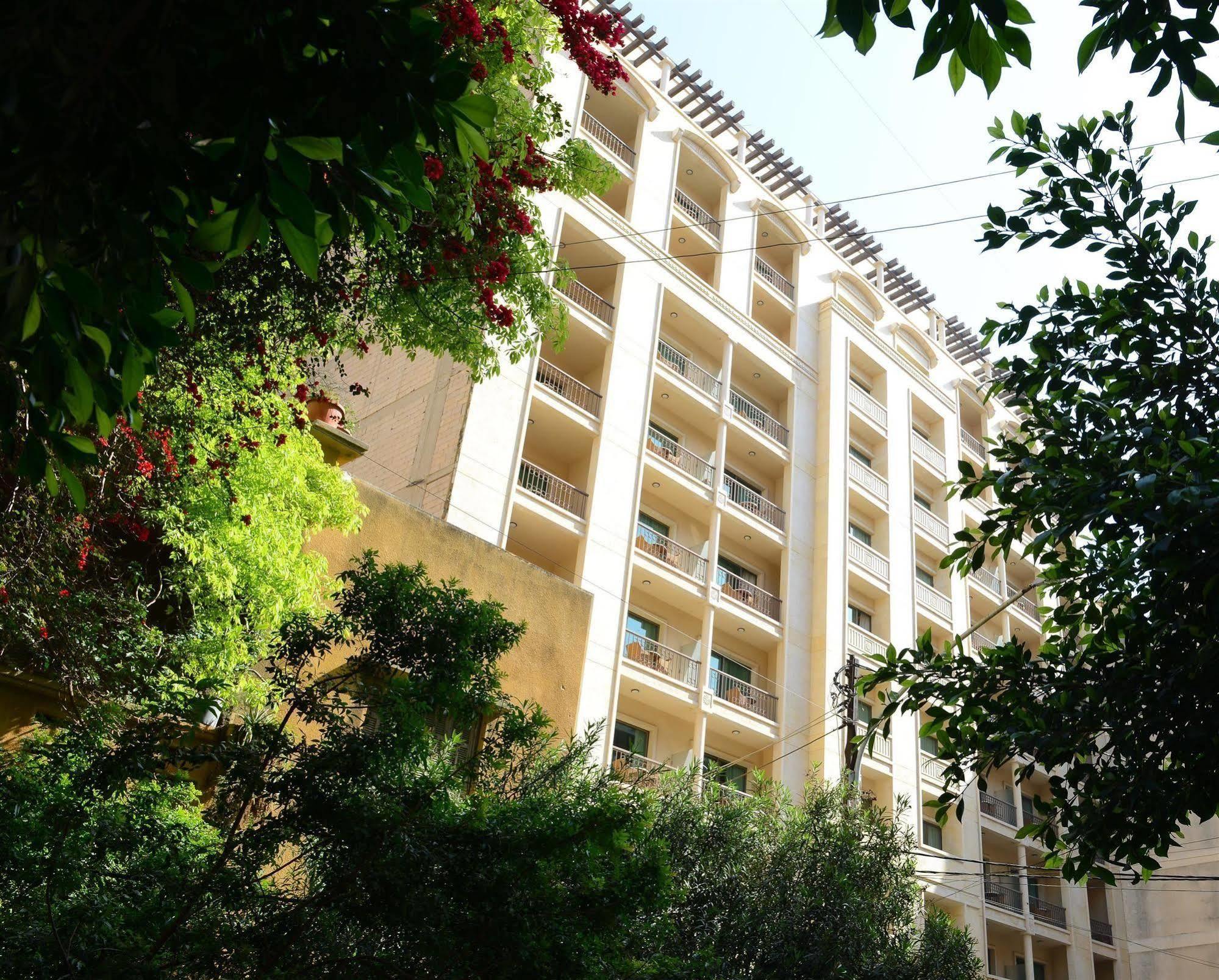 Coral Beirut Al Hamra Hotel Exterior photo